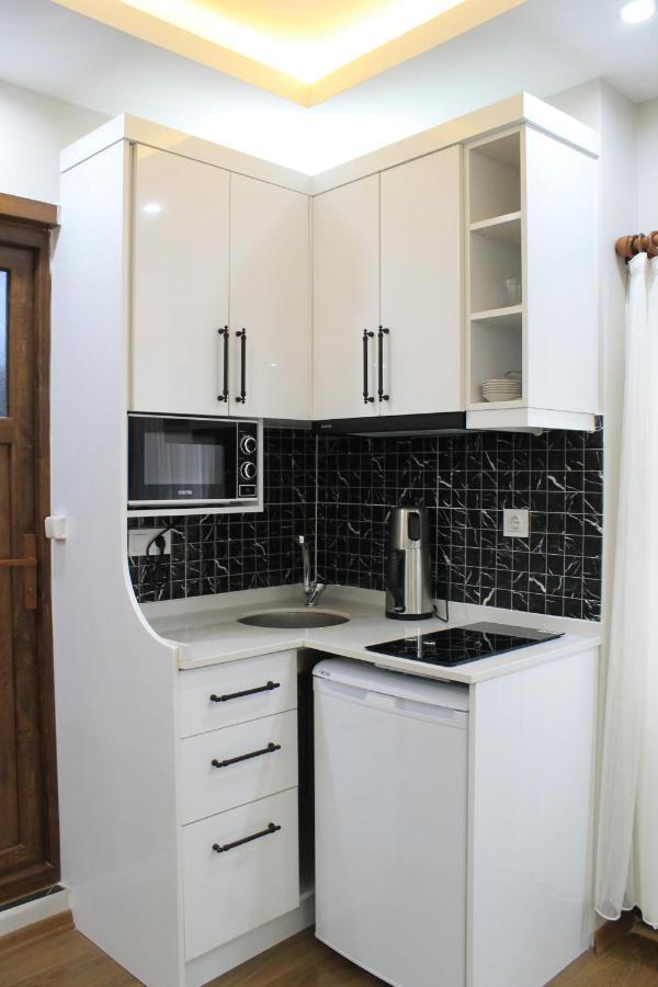 Beyoglu Asmalimescit'Te Mobilyali Balkonlu Daire Apartment Istanbul Ngoại thất bức ảnh